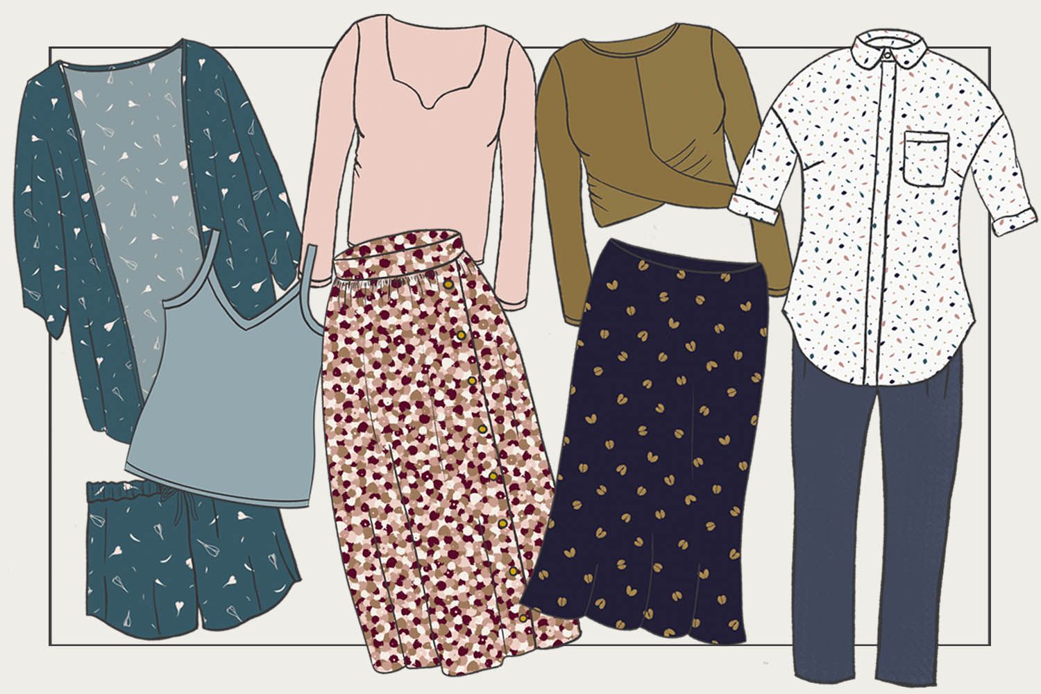 Dibujos de diferentes propuestas de patrones para coser con recomendaciones de combinaciones de telas lisas con estampadas. De izquierda a derecha se puede ver el dibujo de un kimono azul verdoso con hojitas y flores blancas con unos shorts de pijama a juego, una camiseta de tirantes en color aguamarina, una camiseta de manga larga con escote corazón en color rosa palo, una falda larga, fruncida, con estampado de pequeñas flores abstractas en tonos rosas y marrones, una camiseta con un fruncido en la cintura, en color verde aceituna, una falda larga, azul oscuro con motivos de huellas de ciervo en tono ocre, una camisa blanca, con las mangas remangadas, con estampados de pequeñas hojas en colores azules y rosas y unos pantalones con pinzas, largos, de color azul denim.