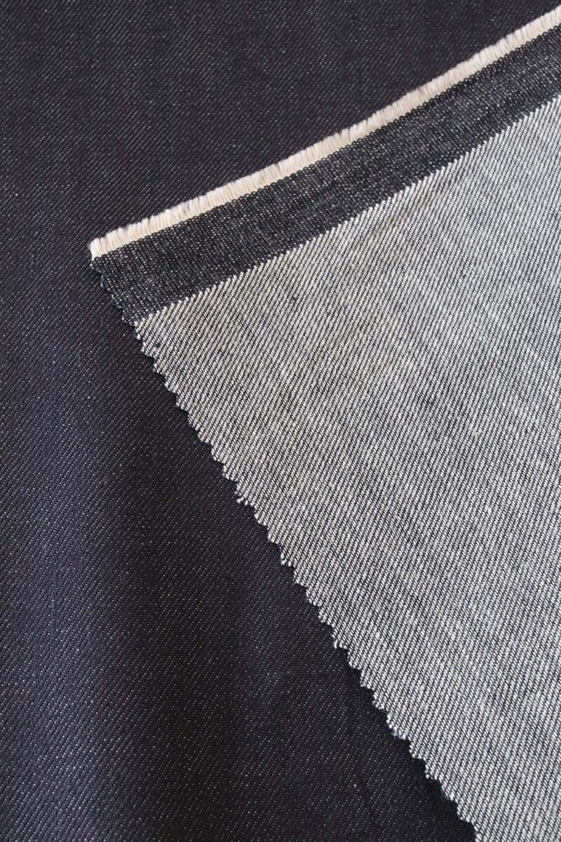 Revés de tela vaquera azul oscuro para coser pantalones, faldas, cazadoras, bolsos, mochilas y accesorios.